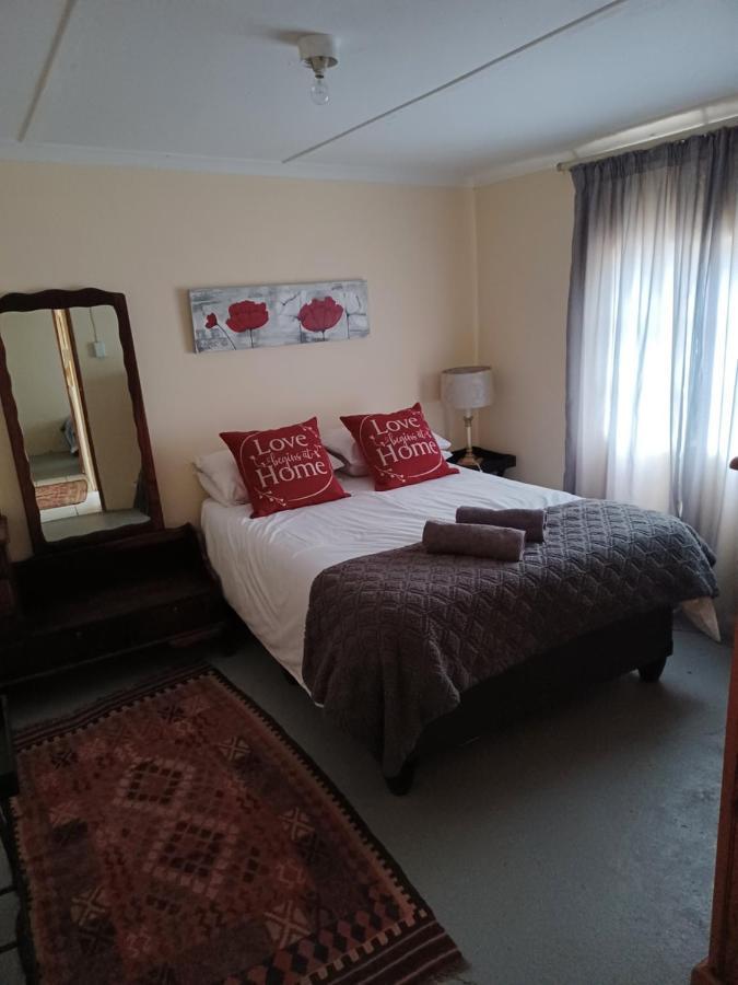 De Hoop Guest Farm Apartman Beaufort West Kültér fotó